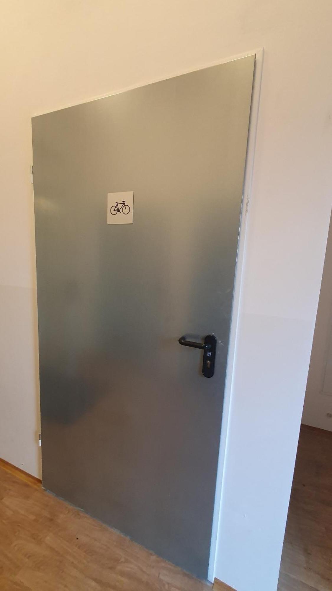Apartment Gruener Fuerst Mit Sitzecke Im Innenhof & Naehe Park & Erdgeschoss Bad Muskau Eksteriør billede
